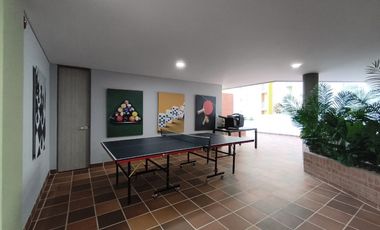 apartamento en arriendo en prados del este. Cod A31795