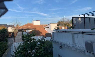 Casa PH en venta en Barrio Parque