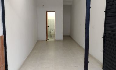 casa-local en arriendo en centro. Cod A11190