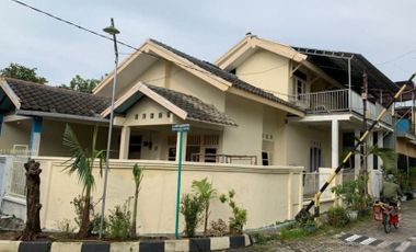 Rumah 2 Lantai Siap Huni Lembah Harapan Surabaya