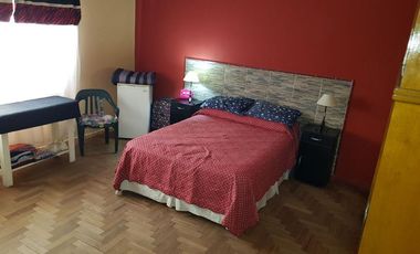 Casa con Departamento en venta en Lanus Oeste