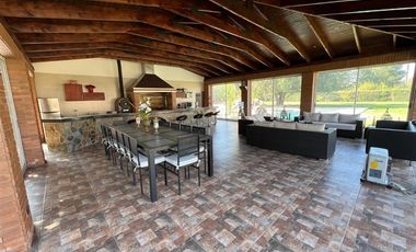 Casa En Venta, Chicureo, Colina