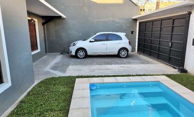 Casa en venta en Valentin Alsina