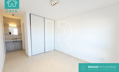 #AlquilerRUKAN | Casa 4 Ambientes (A ESTRENAR) | Barrio ALTOS DEL MIRADOR | Caleta Olivia.-