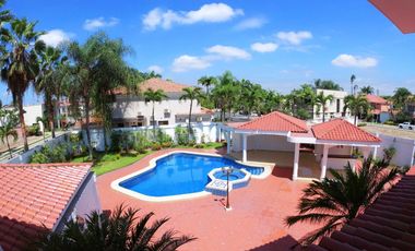 C093 - Venta Casa Mansión en Samborondón Primeros Kms - 4 dormitorios