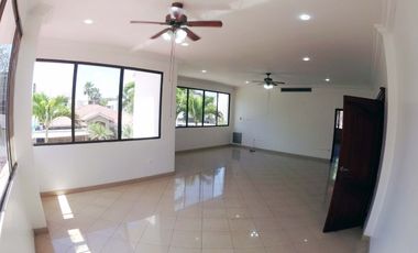 C093 - Venta Casa Mansión en Samborondón Primeros Kms - 4 dormitorios