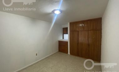 Venta de Casa con 3 habitaciones en Circuito Interior, Col. Ex Aeropuerto, Minatitlán, Ver.