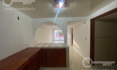 Venta de Casa con 3 habitaciones en Circuito Interior, Col. Ex Aeropuerto, Minatitlán, Ver.
