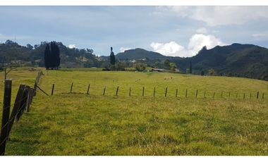 LOTE EN ZIPAQUIRA , SOBRE LA CATEDRAL DE SAL ,INVERSION ,TURISMO...