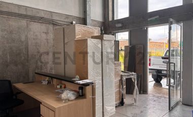 BODEGA EN VENTA CON OFICINAS HABILITADAS