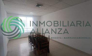 oficina en venta en antonia santos centro. Cod V61684