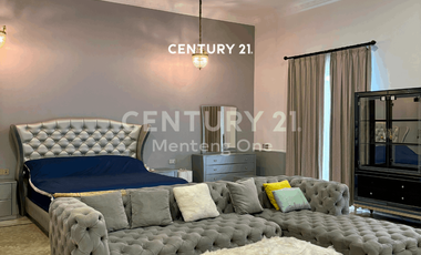 Rumah Besar Dengan Kolam Renang Menteng Inti Jakarta Pusat