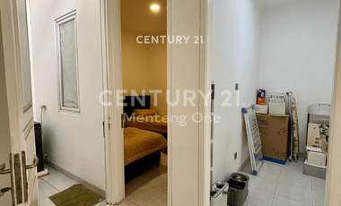 Rumah Besar Dengan Kolam Renang Menteng Inti Jakarta Pusat