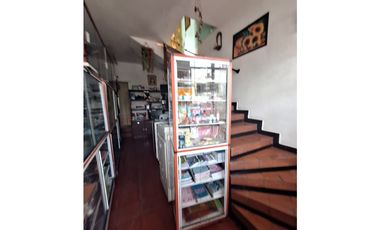 VENDO CASA COMERCIAL ESQUINERA BARRIO BARZAL VILLAVICENCIO