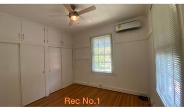 Se vende casa reformada en Corozal (Ancón)