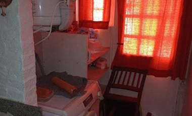 Casa tipo Chalet  en muy buen estado, permuta por dpto en San Miguel