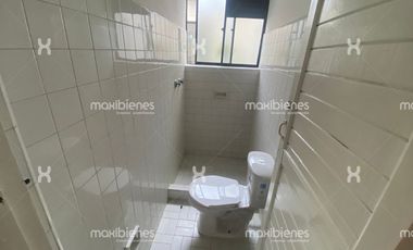 casa en arriendo en san joaquín. Cod A68327