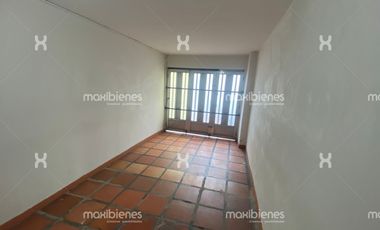 casa en arriendo en san joaquín. Cod A68327