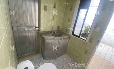 casa en arriendo en san joaquín. Cod A68327