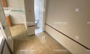 casa en arriendo en san joaquín. Cod A68327