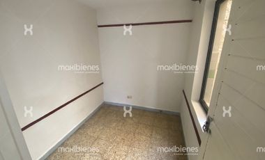 casa en arriendo en san joaquín. Cod A68327