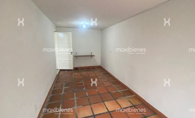 casa en arriendo en san joaquín. Cod A68327