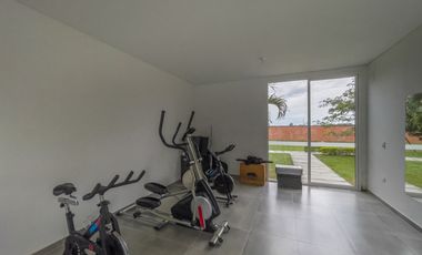EN VENTA CASA CONDOMINIO 180 M2 EN EL CASTILLO. Cod V11053
