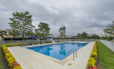 EN VENTA CASA CONDOMINIO 180 M2 EN EL CASTILLO. Cod V11053