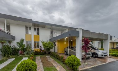 EN VENTA CASA CONDOMINIO 180 M2 EN EL CASTILLO. Cod V11053