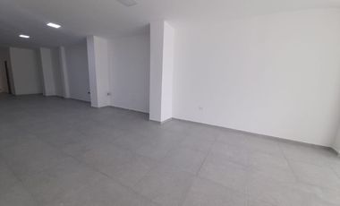 local en arriendo en manrique central 1. Cod A60339