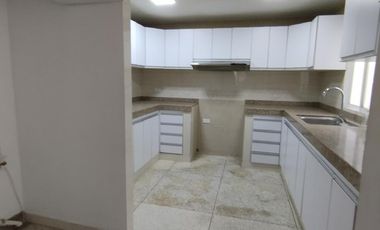 casa en venta en ceiba. Cod V1311