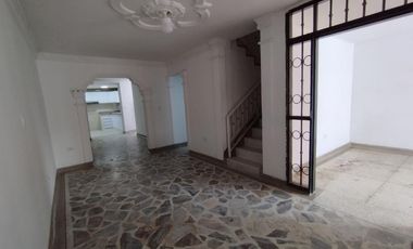 casa en venta en ceiba. Cod V1311