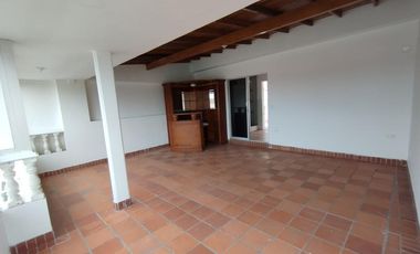 casa en venta en ceiba. Cod V1311