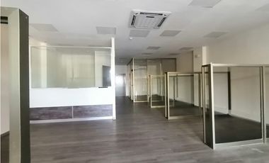 Se Alquila Céntrico Local Comercial de 144 Mts2 En La Chorrera (H)