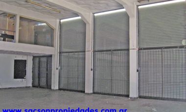 V304 Moron Venta amplio Local mas departamento 3 amb.