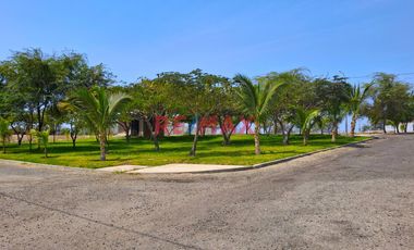 ✨ ¡Oportunidad Única ! ✨

📍 Ubicación Privilegiada: Situado al interior del exclusivo Condominio La Toscana, este terreno promete ser una excelente