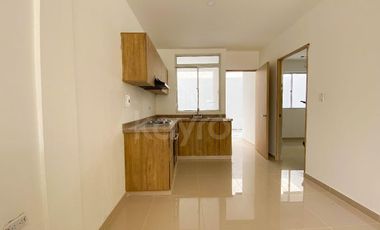 Casas de dos pisos con 4 habitaciones listas para mudarse en la urbanización Villa Luz, Montería