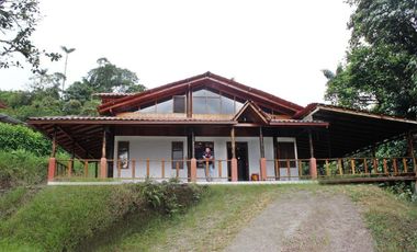 SE CONSTRUYE CASAS DE CAMPO EN COSTA SIERRA Y ORIENTE