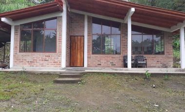 SE CONSTRUYE CASAS DE CAMPO EN COSTA SIERRA Y ORIENTE
