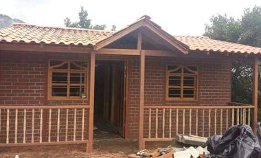 SE CONSTRUYE CASAS DE CAMPO EN COSTA SIERRA Y ORIENTE