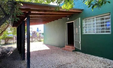 Casa en venta de 2 dormitorios c/ cochera en Santa Clara del Mar