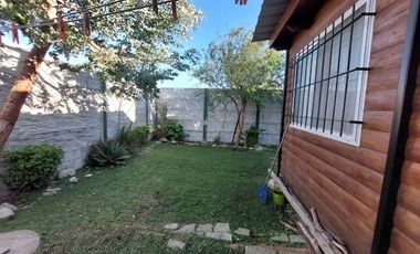 Casa en venta de 2 dormitorios c/ cochera en Santa Clara del Mar