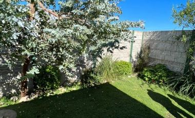 Casa en venta de 2 dormitorios c/ cochera en Santa Clara del Mar