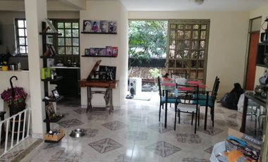 BONITA CASA CENTRAL EN VENTA EN VILLETA C.V.1803