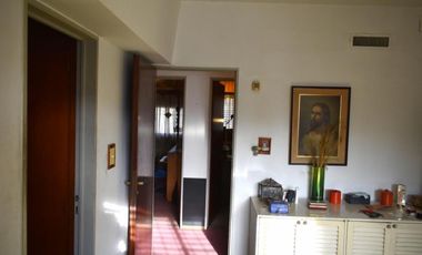 Venta / Permuta Excelente Casa Vicente Lopez -Florida