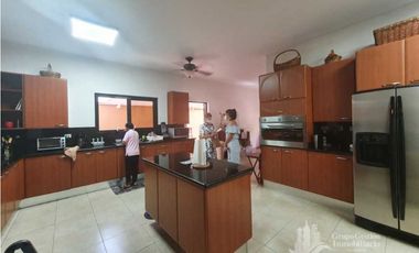 VENTA CASA COSTA DEL ESTE RESIDENCIAL ANTIGUA