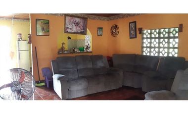 VENDO CASA EN ESQUINA 554M2 SAN ISIDRO PASO CANOAS