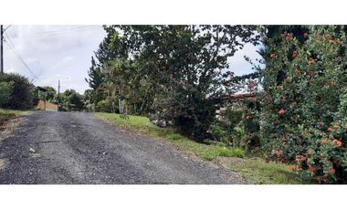 VENDO CASA EN ESQUINA 554M2 SAN ISIDRO PASO CANOAS