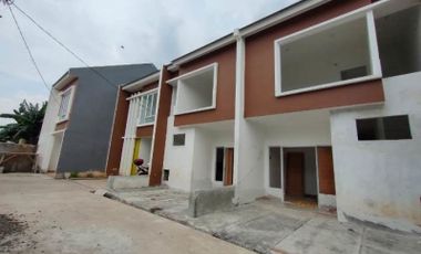 Rumah Baru dalam Cluster di Pinang Tangerang. 2 lantai Murah