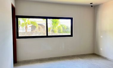 Casa en Fraccionamiento en Rancho Cortes Cuernavaca - ROQ-1175-Fr